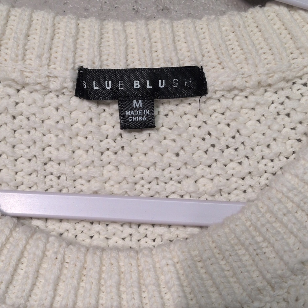 Ivory Cream Cable Knit Cropped Crewneck Sweater Size Medium - Picture 4 of 7